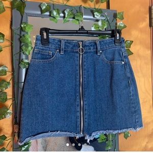 ZIP-UP JEAN SKIRT